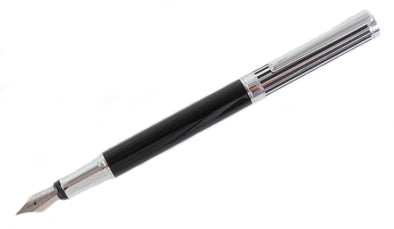 Black Lined Fountain Pen